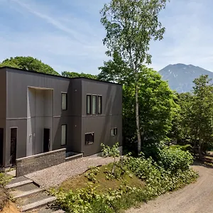 Owl House Niseko 倶知安町